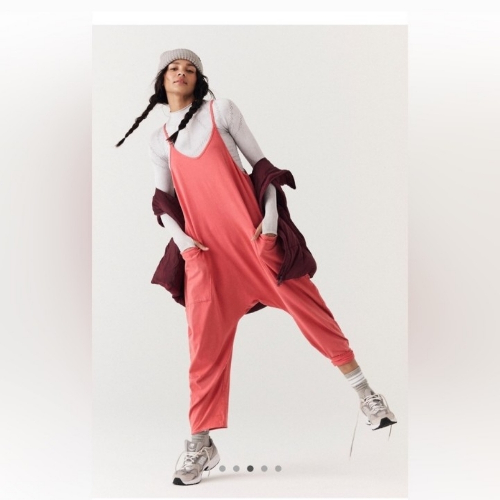 SOLD FP Movement hot shot onesie free people L nwot lovestruck
